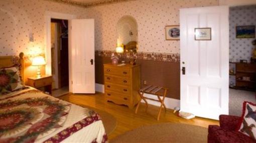 фото отеля Inn on Golden Pond