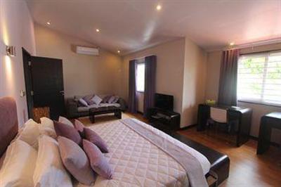 фото отеля Blue Ocean Apartments