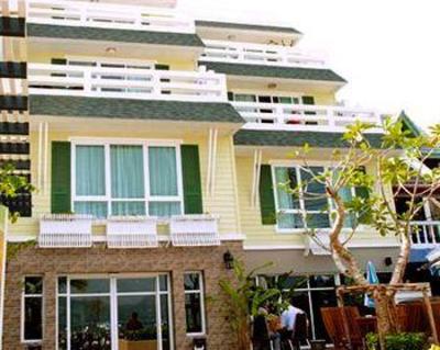 фото отеля Nillys Marina Inn Phuket