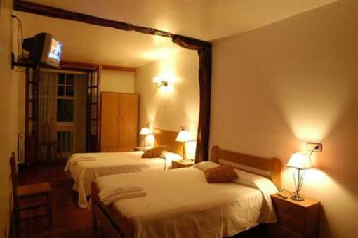 фото отеля Hostal Mardones *