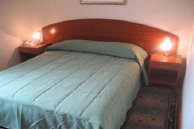 фото отеля Astoria Aparthotel Seget Vranjica