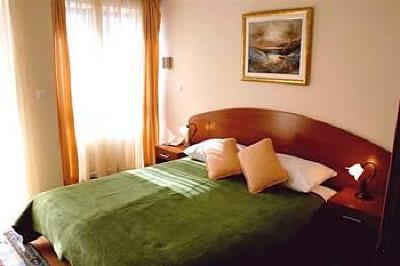 фото отеля Astoria Aparthotel Seget Vranjica