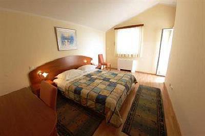 фото отеля Astoria Aparthotel Seget Vranjica
