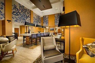 фото отеля Hampton Inn & Suites Gaithersburg N