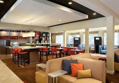 фото отеля Courtyard by Marriott Bakersfield