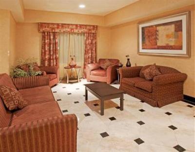 фото отеля Holiday Inn Express Hotel & Suites Roseville-Galleria Area