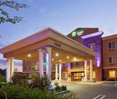 фото отеля Holiday Inn Express Hotel & Suites Roseville-Galleria Area