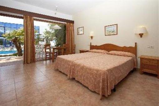 фото отеля Hoposa Montelin Apartments Pollenca