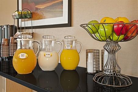 фото отеля Comfort Inn Airport North Bay