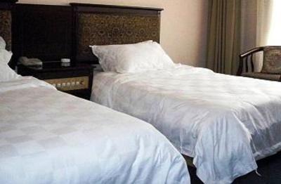 фото отеля Sanhe Hotel
