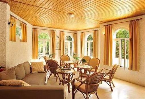 фото отеля Balaris Apartments