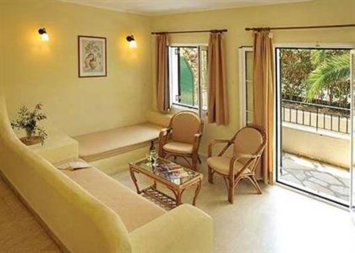 фото отеля Balaris Apartments