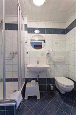 фото отеля Zum Schutzenhaus Pension und Gasthof