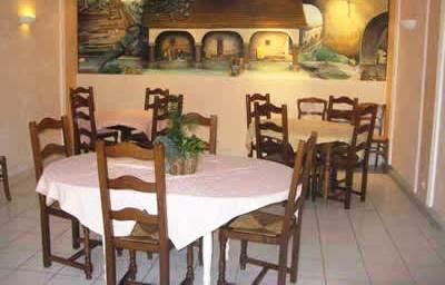 фото отеля Auberge Du Val De Loir Hotel Dissay Sous Courcillon