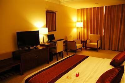 фото отеля Qingdao GDH Hotel