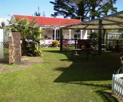фото отеля Whitianga Campground