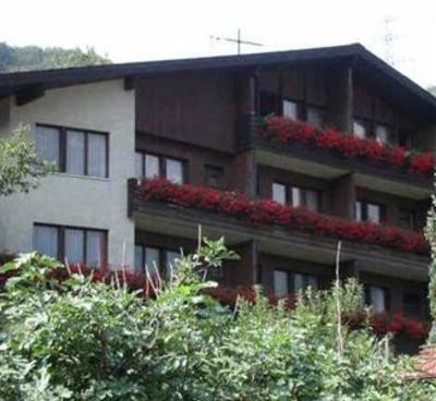 фото отеля Hotel Schiffahrt Mols