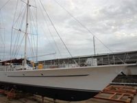 Yacht Polaris