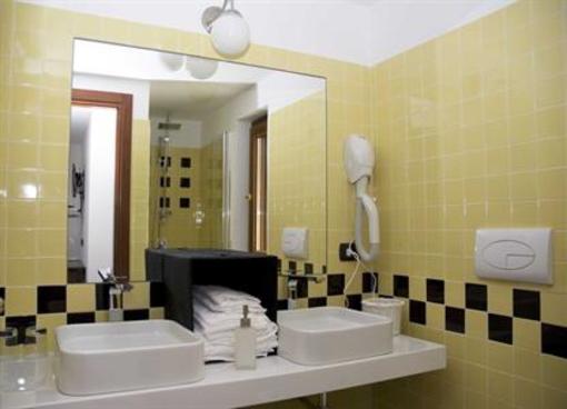 фото отеля Residenza Lombardi