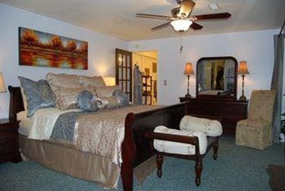 фото отеля Canborough Orchards B&B