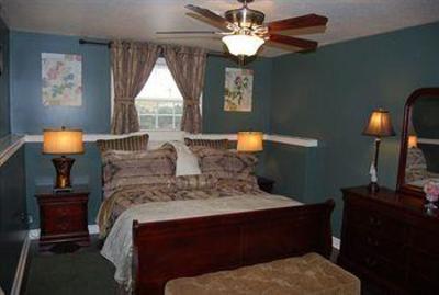 фото отеля Canborough Orchards B&B