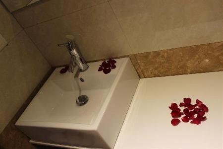 фото отеля Ashoka Hotel