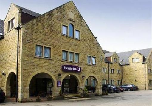 фото отеля Premier Inn North Huddersfield