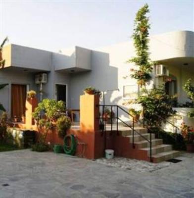 фото отеля Silvi Mari Beach Apartments