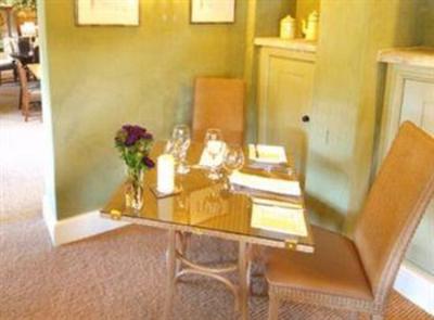 фото отеля The Exeter Arms Hotel Stamford