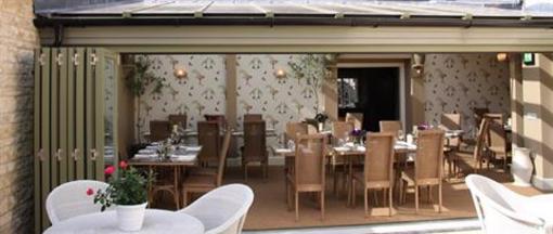 фото отеля The Exeter Arms Hotel Stamford