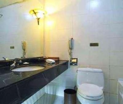 фото отеля Zhongyuan International Hotel