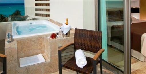 фото отеля Privilege Aluxes Hotel Isla Mujeres