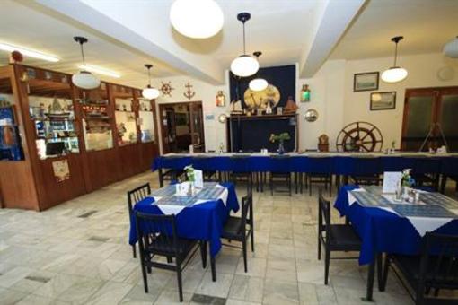 фото отеля Hotel Kapitan Krasne