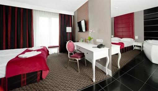 фото отеля Hotel Lamberton