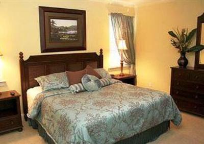 фото отеля ResortQuest Rentals at The Village of Crystal Beach