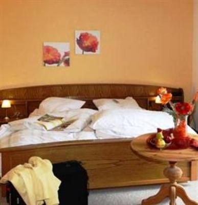 фото отеля Landhotel Zur Katz Halsenbach