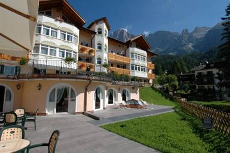 фото отеля Orovacanze Residence Pez Gajard