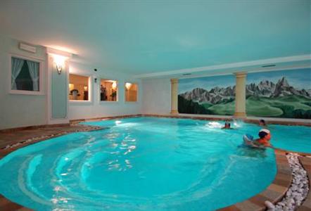 фото отеля Orovacanze Residence Pez Gajard