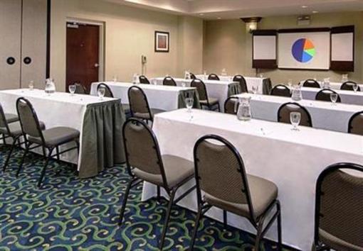 фото отеля SpringHill Suites by Marriott Chicago Elmhurst