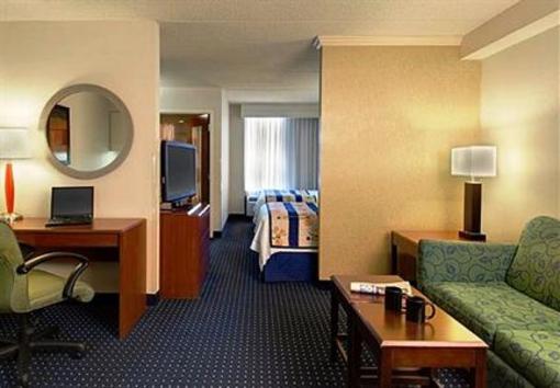фото отеля SpringHill Suites by Marriott Chicago Elmhurst