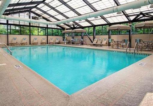 фото отеля SpringHill Suites by Marriott Chicago Elmhurst