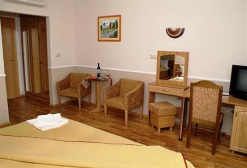 фото отеля Nefelejcs Hotel