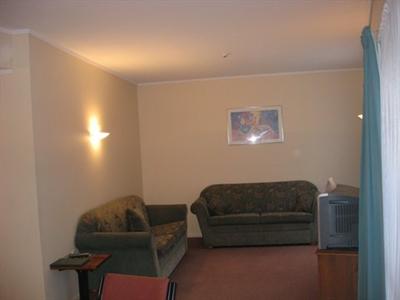 фото отеля Fernhill Motor Lodge Lower Hutt