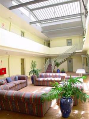 фото отеля Fernhill Motor Lodge Lower Hutt