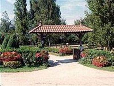 фото отеля Auberge la Sarrasine Hotel Confrancon