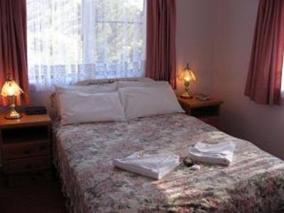 фото отеля Chalet Swisse Spa at Surf Beach Retreat