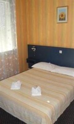 фото отеля Montmajour Hotel