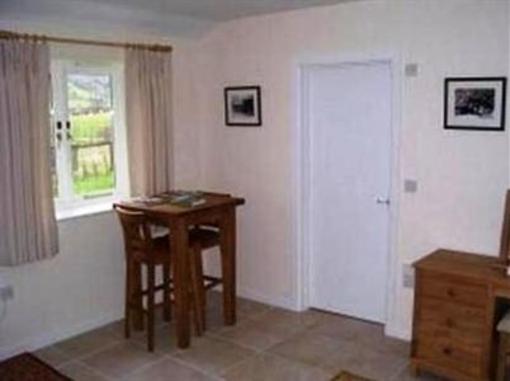 фото отеля Chilgrove Farm Bed & Breakfast