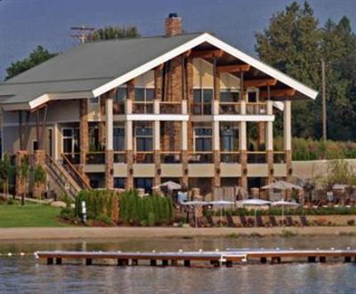 фото отеля Seasons at Sandpoint Vacation Rentals