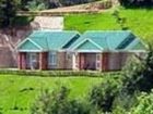 фото отеля Lake Bunyonyi Overland Resort